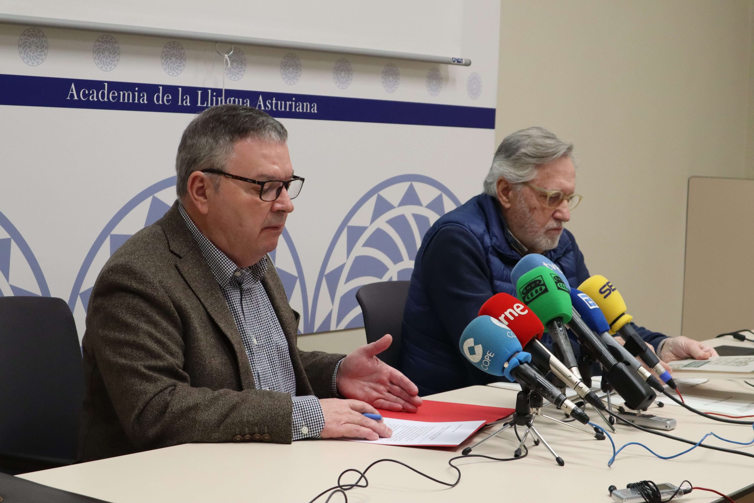 Avance de resultaos del estudiu «Conocimientu del asturianu nos ámbitos urbanos»
